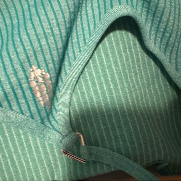 Free People Movement Teal Ribbed Crop Tank Top XS/S with Triangle Silver Accent - Picture 5 of 9